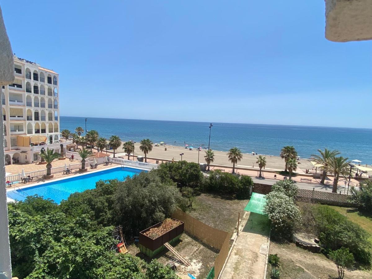 Sand & Salt Clouds Fuengirola Bagian luar foto